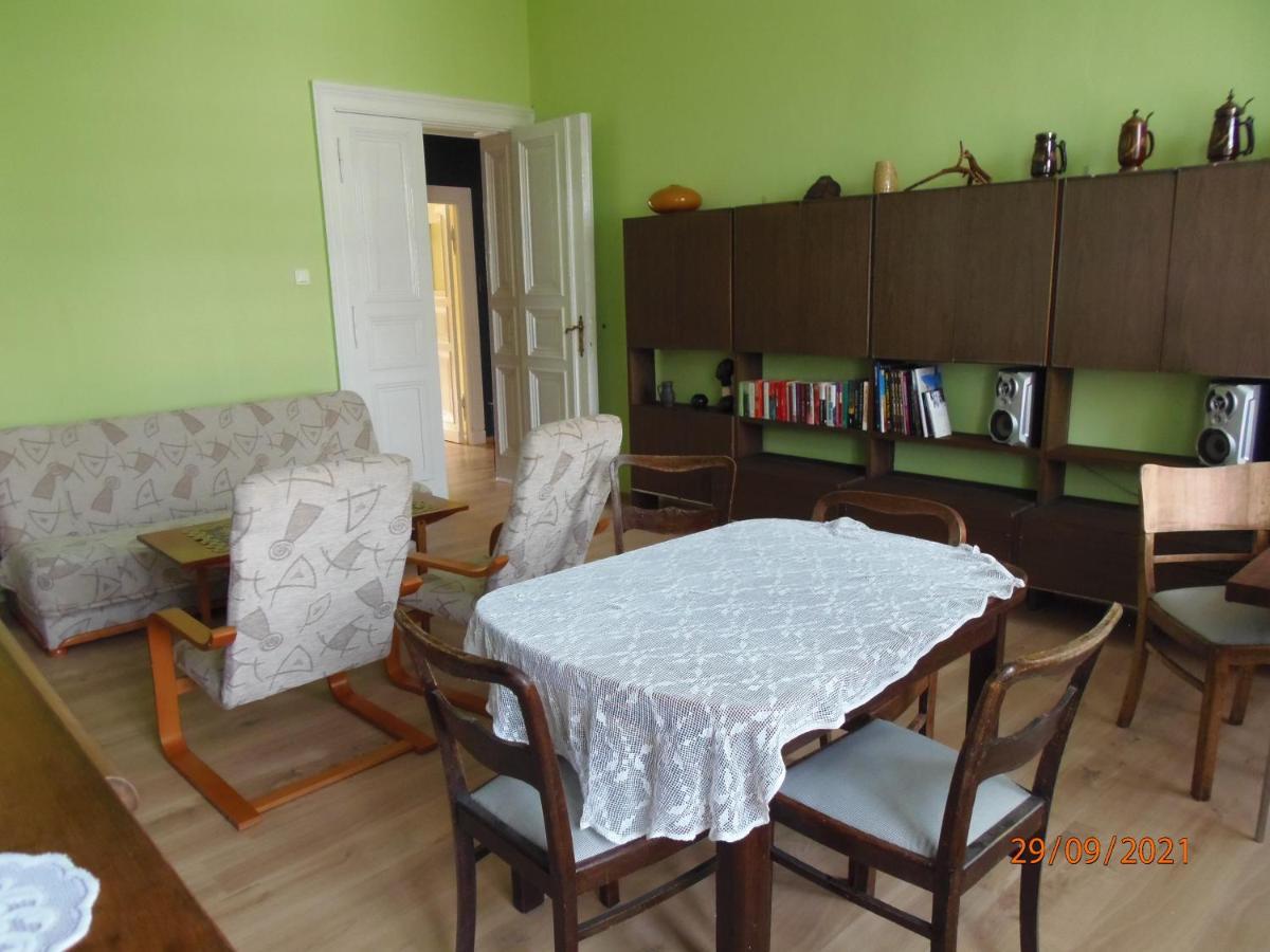 Apartament Kasztanowy Apartment Gliwice Luaran gambar